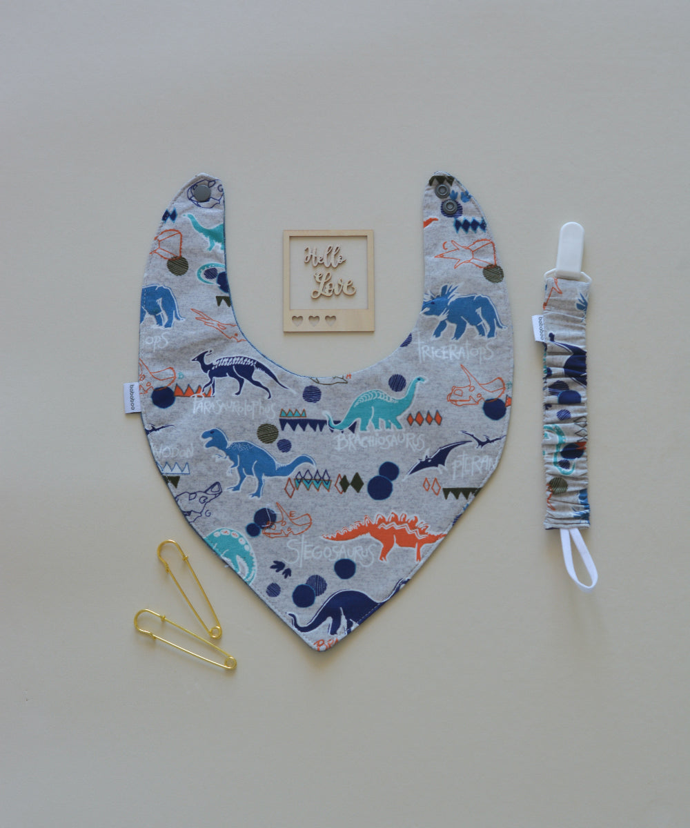 Set bandana y Chupetero Dinosaurio